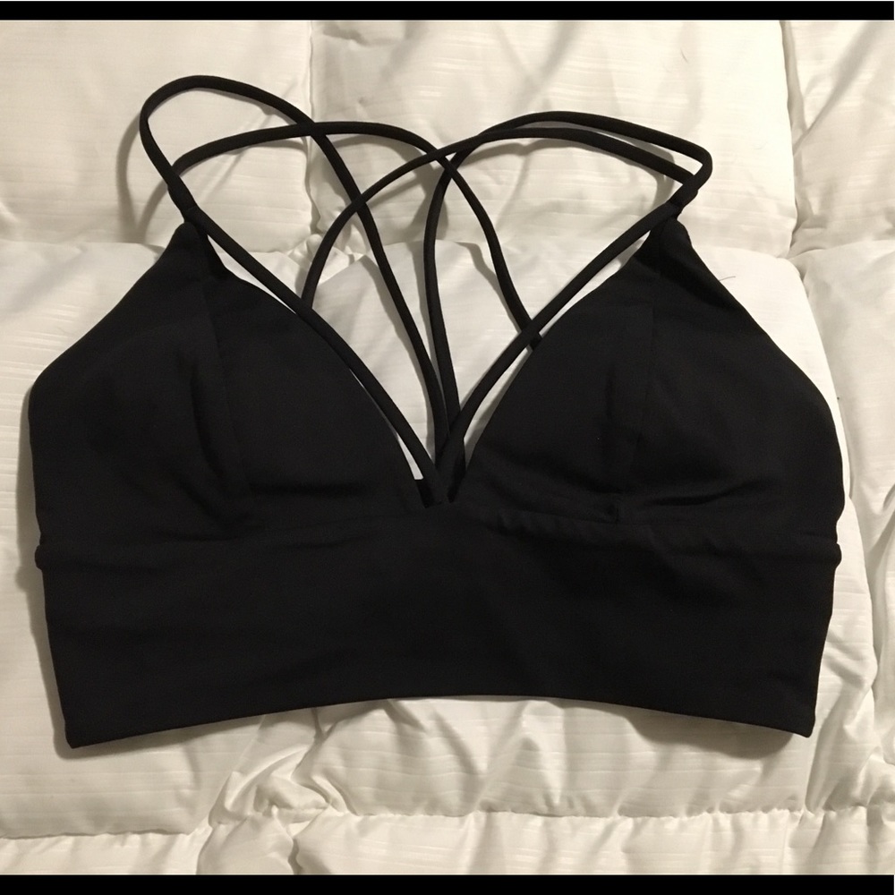 Lululemon sports bra